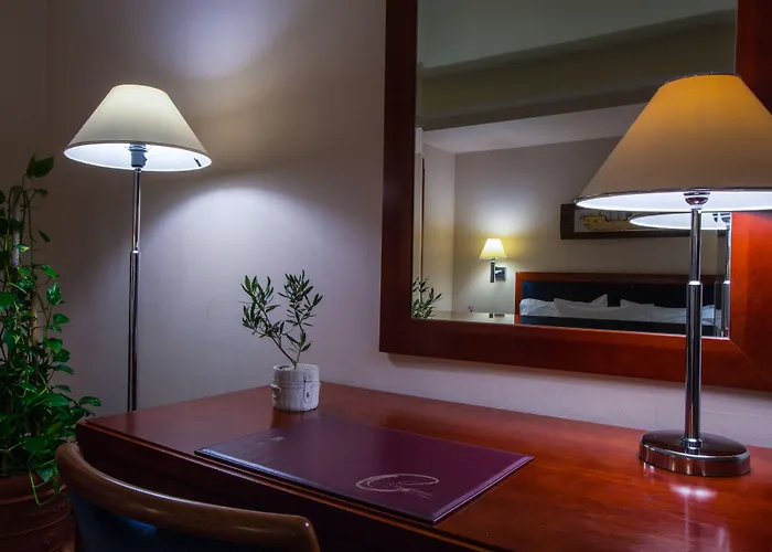 Отель Mediterranean